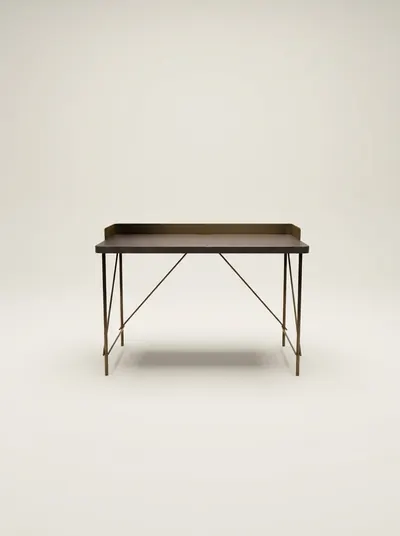 BÉLA desk