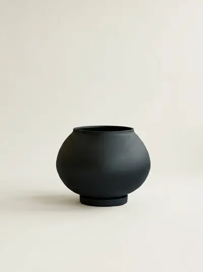 SUNAO planter, black