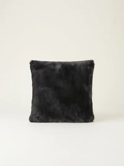Winter Home cushion, Guanaco Anthracite